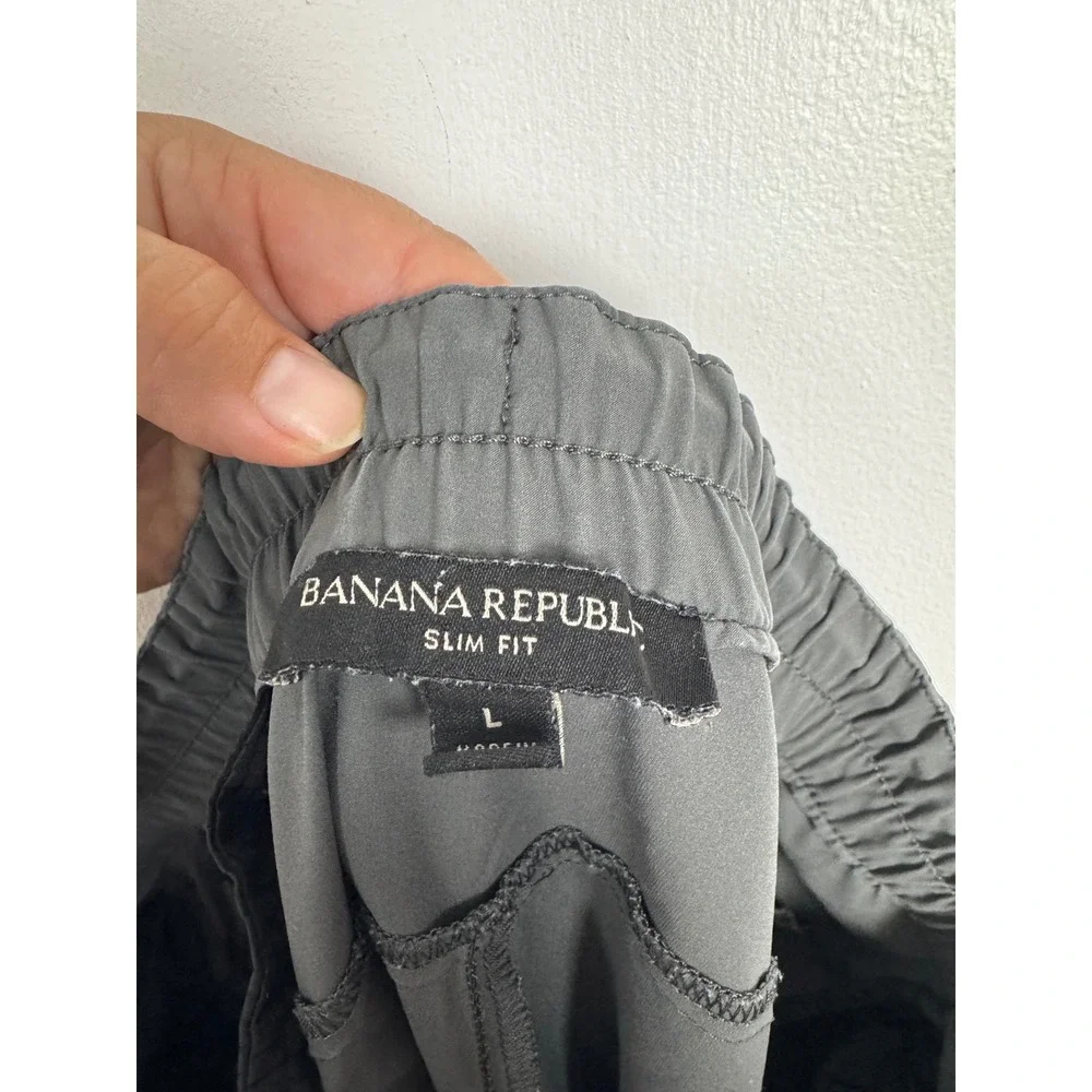 Athleisure Banana Republic Mens L Slim Fit Joggers Gray Performance‎ Tech Pants